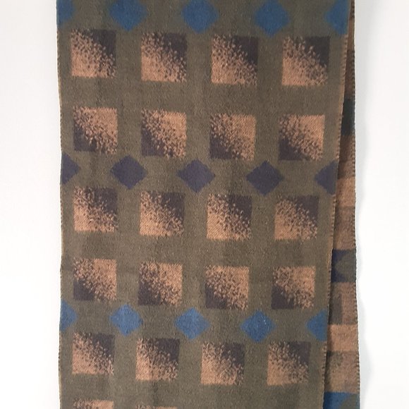 🌞 Hunt Club Cashmink Scarf, Plaid Tan Brown Blue, Oblong - Picture 2 of 5